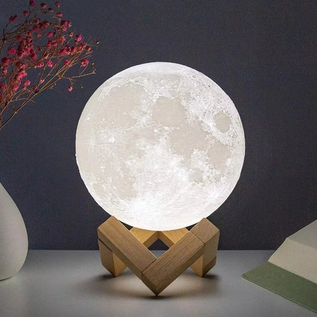 Magical 8Cm Moon Lamp - Portable LED Night Light with Stand, Ideal Starry Decor for Bedrooms and Perfect Gift for Kids